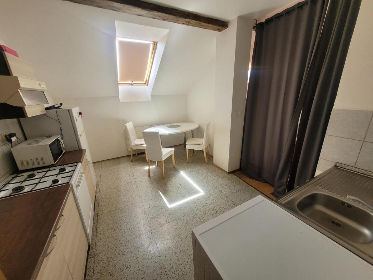 Apartments Zizkov B ปราก ภายนอก รูปภาพ